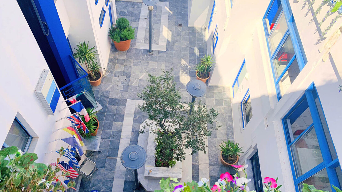 Kasavettis Center - Hotel Studio & Apartments